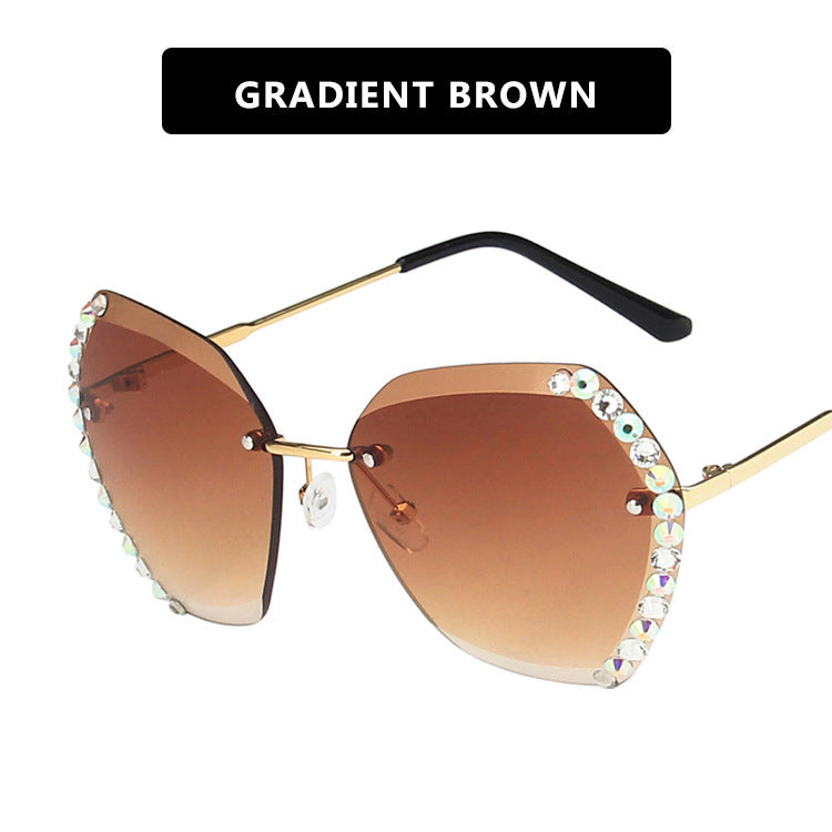 ClassiCove™ Crystal Edge Glam Sunglasses