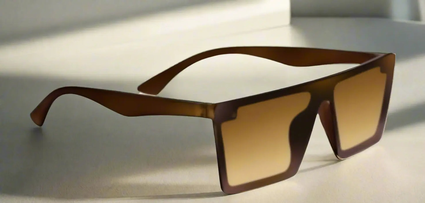 ClassiCove™ Shadow Luxe Square Sunglasses Brown Desi Hands