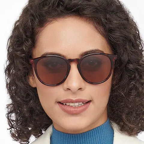 ClassiCove™ Amber Vision Sunglasses Desi Hands